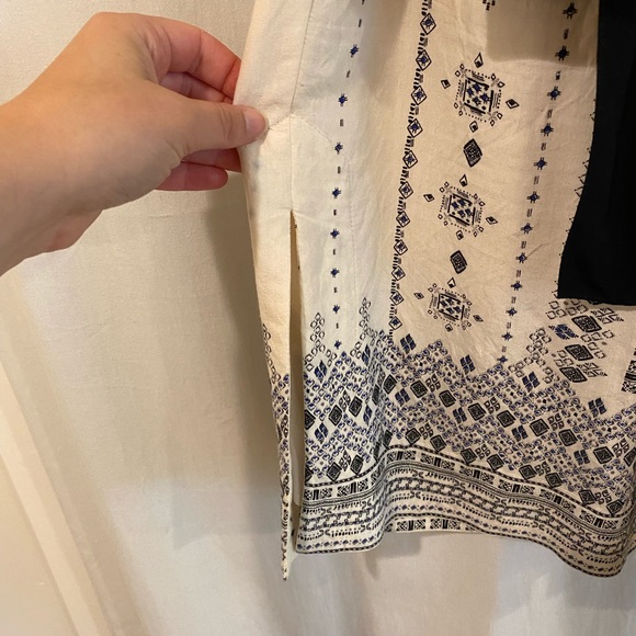 Anthropologie Pattern Dress - Picture 6 of 8